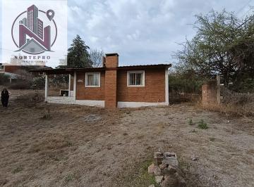 Casa · 78m² · 3 Ambientes · 1 Cochera · Casa en Venta en Barrio Las Mojarras