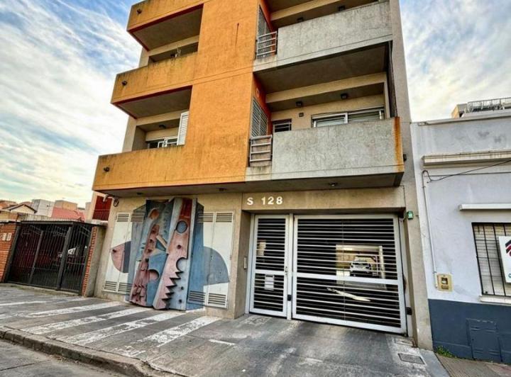 Departamento · 51m² · 3 Ambientes · 1 Cochera