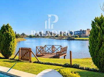 Casa de 6 ambientes, Presidente Perón · Casa en Venta 6 Ambientes - Barrio Santo Domingo - Corredor Canning / San Vicente.