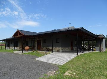 Casa · 10000ha · 5 Ambientes · 2 Cocheras · Casa en Venta Santa Matilde