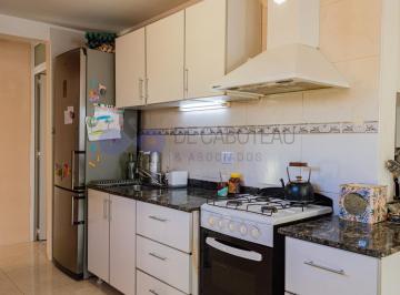 Casa · 190m² · 5 Ambientes · 2 Cocheras · Venta Casa en Centenario 3 Dorm.