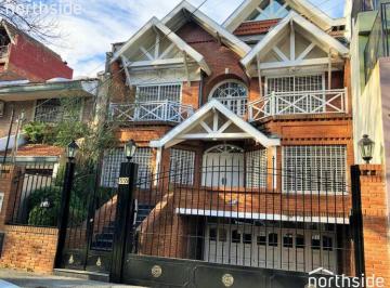 Casa · 500m² · 5 Ambientes · 1 Cochera · Casa en Alquiler en Martinez