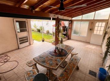 PH · 73m² · 4 Ambientes · 1 Cochera · Venta PH Al Frente C/cochera Ballester