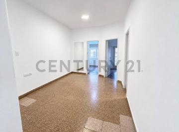 Departamento · 60m² · 3 Ambientes · Alquiler de Departamento 3 Ambientes San Luis 1300