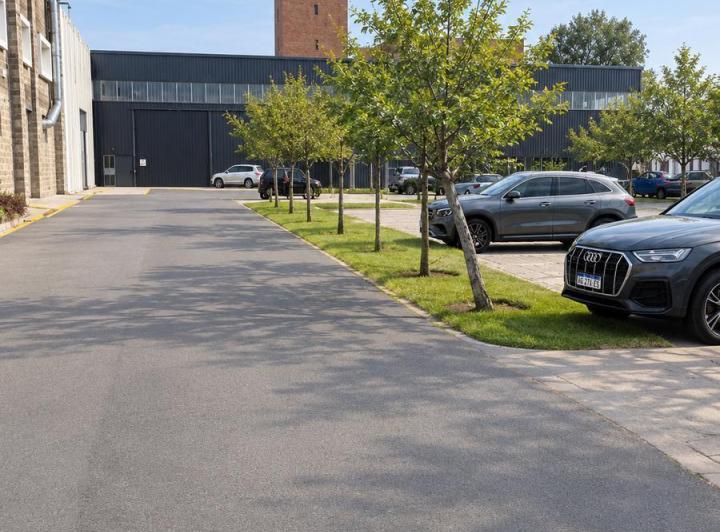 Local comercial · 8500m²