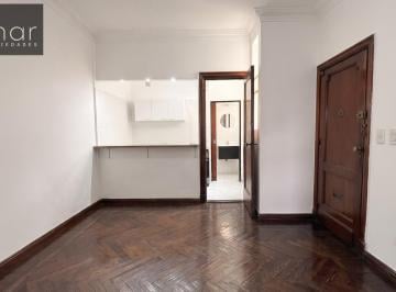 Departamento · 39m² · 3 Ambientes · Venta Departamento Tres Ambientes Luminoso Uspallata - Barracas