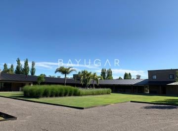 Campo · 336m² · 7 Ambientes · 4 Cocheras · Venta - Exclusivas Caballerizas Para Polo - Caspian Polo Chacras