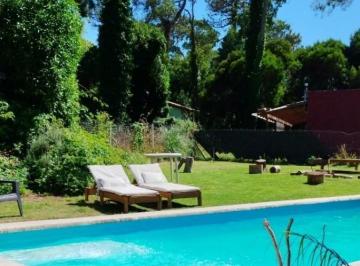 Quinta vacacional · 50m² · Alquilo Quincho con Piscina Para Eventos Sociales y Familiares en Zona Alfar