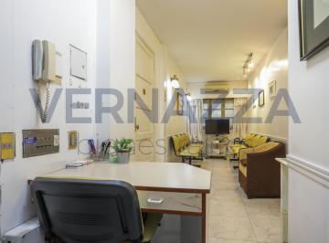 Oficina comercial · 56m² · 4 Ambientes · Apto Profesional con Excelente Ubicación en Caballito