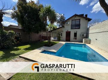 Casa · 103m² · 4 Ambientes · 2 Cocheras · Casa en Venta en Maquinista Savio Refaccionada! Apto Credito