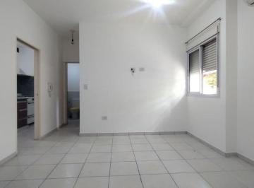 Departamento de 4 ambientes, Córdoba · Un Dormitorio. Cochera. Patio. B° Alta Córdoba