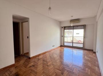 Departamento · 40m² · 2 Ambientes · 2 Ambientes con Cochera, Balcón Terraza, Patio Privado y Amenities - Excelente Ubicacion