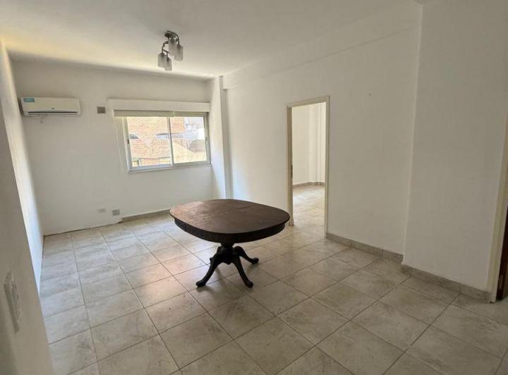 Departamento · 80m² · 4 Ambientes