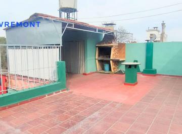 Departamento · 70m² · 3 Ambientes · Santa Elena 600 PH 3 Ambientes Barracas Alquiler