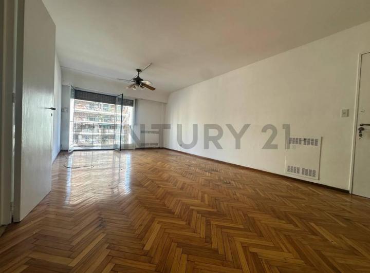 Departamento · 93m² · 4 Ambientes · 1 Cochera