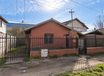 Casa · 50m² · 3 Ambientes · 1 Cochera · Casa en Venta en Bariloche Ubicacion Comercial