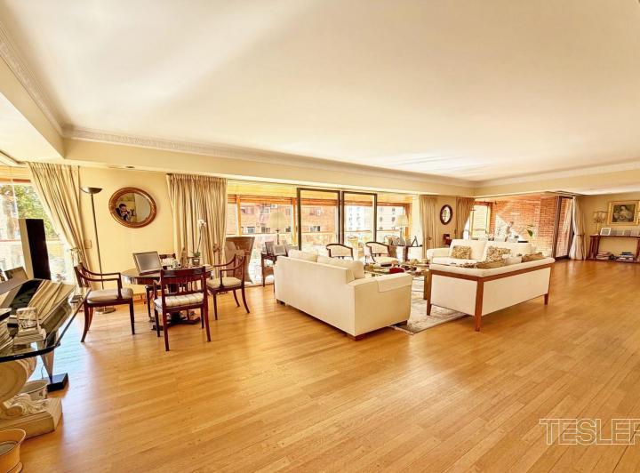 Departamento · 418m² · 5 Ambientes · 3 Cocheras
