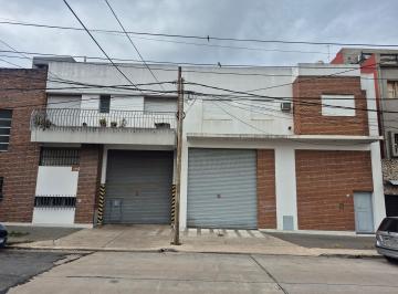 Depósito · 563m² · Fabrica y Deposito en Caseros 563 m² - Accesible Camiones