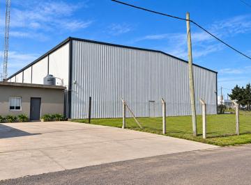 Bodega-Galpón · 1296m² · Galpón en El Parque Industrial Hudson en Alquiler