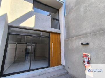 Casa de 3 ambientes, Maipú · Dúplex en Alquiler C/ Cochera en Maipú
