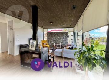 Casa · 814m² · 4 Ambientes · 2 Cocheras · Casa en Alquiler en Club de Campo Santa Rita, San Vicente