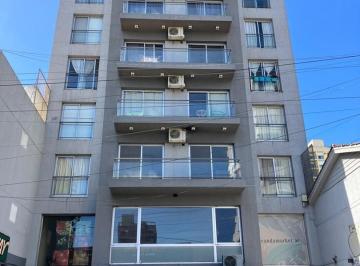 Departamento · 58m² · 2 Ambientes · Departamento en Alquiler en Quilmes, G. B. a. Zona Sur, Argentina