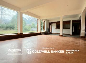 Casa · 1050m² · 5 Ambientes · 1 Cochera · Venta Casa 230 m² con Anexo 90 m² B° El Once, Villa La Angostura Acepta Financiación
