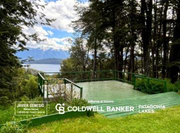 Casa · 170m² · 7 Ambientes · Casco Histórico V. La Angostura - con Plena Vista Al Lago en La Montaña 170 m² Sobre Lote de 6000 m²