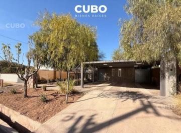 Casa · 82m² · 4 Ambientes · 2 Cocheras · Venta Casa Barrio Privado La Yaya, El Challao
