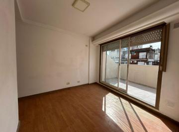 Oficina comercial de 1 ambiente, Caballito · Caballito - Monoambiente Dividido con Balcon Terraza