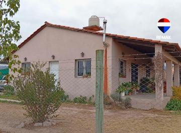 Casa · 136m² · 4 Ambientes · 1 Cochera · Casa en Venta 3 Dorm y Cochera Villa Lola