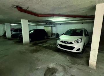 Garage , Córdoba · Cocheras en Alto Alberdi