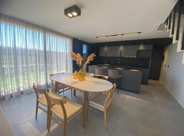 PH · 185m² · 5 Ambientes · 1 Cochera · Cph en Venta en Chacras Green