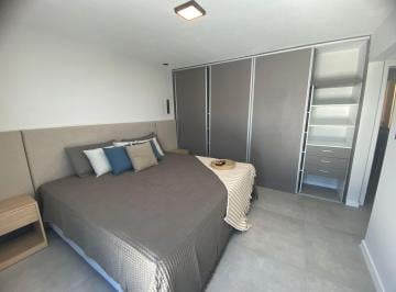 PH · 185m² · 5 Ambientes · 1 Cochera · Cph en Venta en Chacras Green