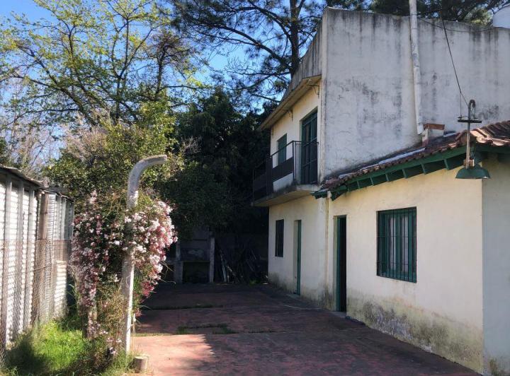 Casa · 110m² · 4 Ambientes · 2 Cocheras