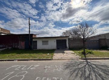 Casa de 3 ambientes, Rosario · Zona Sur - Casa de 56 m. Cubiertos y 300 m. de Terreno