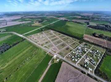 Terreno · 300m² · Loteo Aires del Sur. Av Los Cisnes. Tezanos Pintos