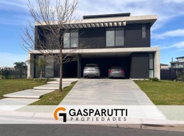 Casa · 432m² · 5 Ambientes · 6 Cocheras · Casa en Venta en Virazón a La Laguna