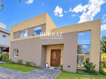 Casa · 171m² · 4 Ambientes · 2 Cocheras · Casa Venta 3 Dorm. Barrio Los Sauces 600 m² Nordelta, Tigre, Zona Norte