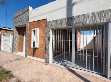 PH · 64m² · 3 Ambientes · 1 Cochera · PH en Barrio 9 de Julio