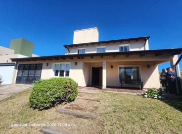 Casa de 8 ambientes, Malagueño · Casa en Venta Tejas del Sur 3 - 3 Dor