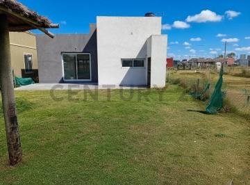 Casa · 72m² · 3 Ambientes · 1 Cochera · Venta Casa 3 Ambientes en Fincas Don Eugenio 2 General Rodriguez