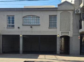 Departamento de 3 ambientes, Godoy Cruz · Duplex en Alquiler con Cochera y Patio en Godoy Cruz