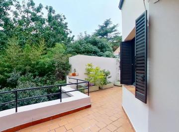 Casa · 300m² · 6 Ambientes · 1 Cochera · Casa Triplex en Belgrano