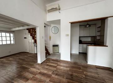 PH · 50m² · 2 Ambientes · Alquiler PH 2 Ambientes Refaccionado Muy Luminoso