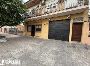 PH de 3 ambientes, La Matanza · Departamento Tipo Casa de 3 Ambientes Al Frente en Tapiales