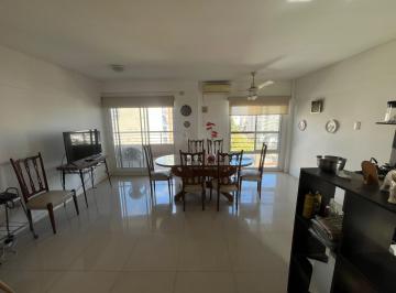 Departamento · 41m² · 2 Ambientes · Departamento Semipiso de 2 Ambientes con Balcón Muy Luminoso con Vista Abierta - Apto Profesional