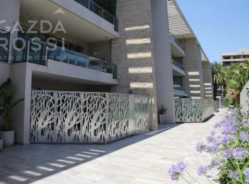 Departamento · 72m² · 3 Ambientes · 1 Cochera · Departamento - Adrogue