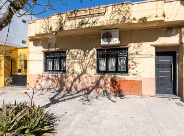 Casa · 175m² · 5 Ambientes · Venta Casa Multifamiliar 7 Ambientes Villa Lugano