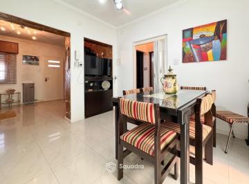 Casa · 60m² · 5 Ambientes · Venta - Casan Pb de 2 Dorm. con Patio Seco - Barrio Echesortu, Rosario.